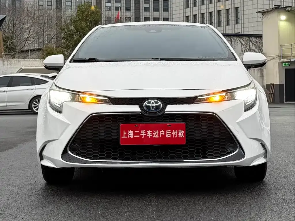 2022 Toyota Levin Hybrid 1.8H E-CVT Luxury