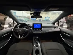 2022 Toyota Levin Hybrid 1.8H E-CVT Luxury, белый — фото 4