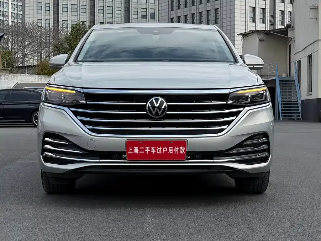 2022 Volkswagen Viloran 380TSI Premium