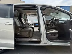 2022 Volkswagen Viloran 380TSI Premium — фото 6