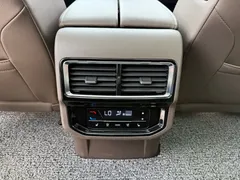 2022 Volkswagen Viloran 380TSI Premium — фото 15
