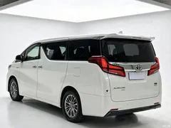 2021 Toyota Alphard Hybrid 2.5L Premium, белый — фото 12