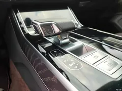2021 Audi A8 A8L 50 TFSI quattro comfort, чёрный — фото 16