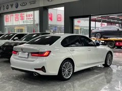 2022 BMW 3 Series modified 320i sports package, белый — фото 16