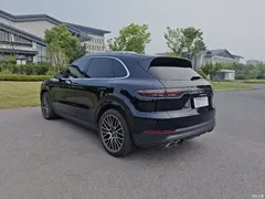 2022 Porsche Cayenne Cayenne 3.0T, чёрный — фото 3