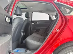 2021 Kia K3 1.5L CVT Fashion — фото 10