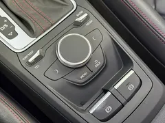 2022 Audi Q2L 35 TFSI — фото 10