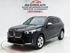 2023 BMW X1, чёрный — фото 1