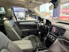 2020 Volkswagen Teramont 380TSI 4WD Luxury, чёрный — фото 12