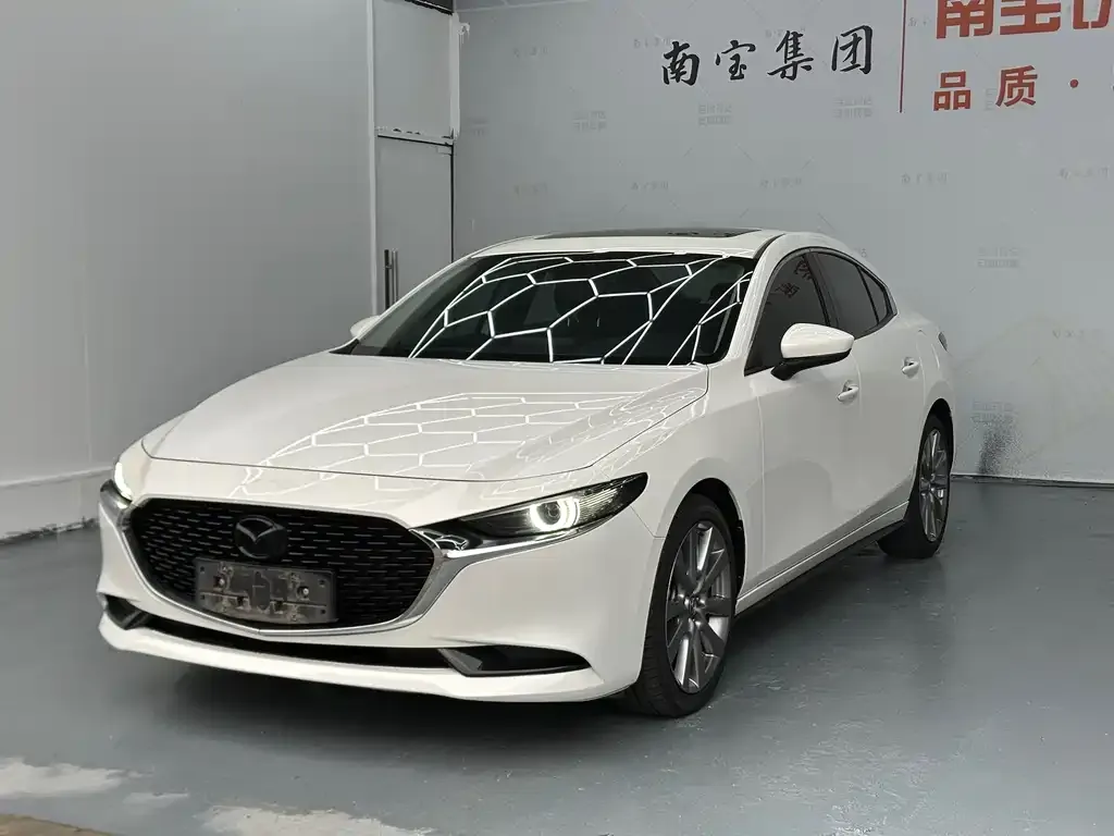 2021 Mazda 3 2.0L AT