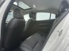 2021 Mazda 3 2.0L AT, белый — фото 4