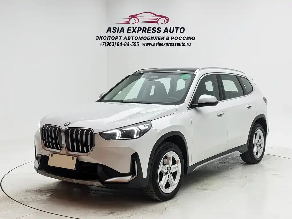 2023 BMW X1