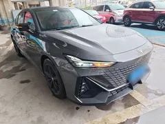 2022 Changan UNI-V 1.5T Premium — фото 22