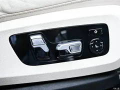 2022 BMW X7 xDrive40i Exclusive M Sports Package, чёрный — фото 28