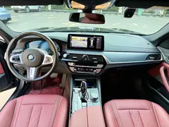 2022 BMW 5 Series 535Le PHEV M Sport Package, чёрный — фото 9