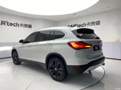 2021 BMW X1 sDrive20Li Fashion, белый — фото 7