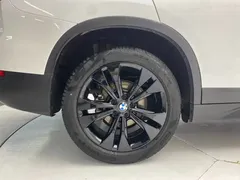 2021 BMW X1 sDrive20Li Fashion, белый — фото 11