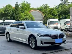 2022 BMW 5 Series 525Li, белый — фото 3