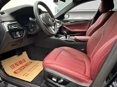 2022 BMW 5 Series 525Li M Sport Package, чёрный — фото 7