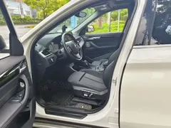2022 BMW X1, белый — фото 3