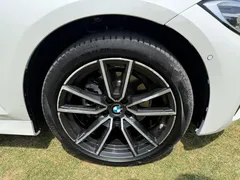 2021 BMW 3 Series 325Li M Sport Package, белый — фото 17