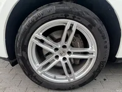 2023 Porsche Macan Macan 2.0T, белый — фото 2