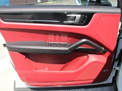 2019 Porsche Cayenne 3.0T, белый — фото 11