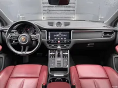 2023 Porsche Macan Macan 2.0T — фото 17