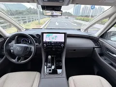 2024 Toyota Alphard Hybrid 2.5L Premium, белый — фото 12