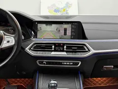 2022 BMW X7 xDrive40i, чёрный — фото 10