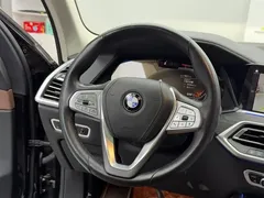 2022 BMW X7 xDrive40i, чёрный — фото 12