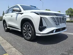 2023 Changan CS75 PLUS 1.5T AT luxury, белый — фото 3