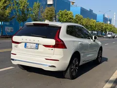 2023 Volvo XC60 4WD Luxury, белый — фото 10