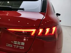 2021 Audi A3 Sportback 35 TFSI — фото 14
