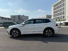 2022 Volkswagen Tiguan L 380TSI AT 4WD R-Line Flagship 7, белый — фото 21