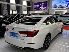 2022 Honda Inspire Hybrid 2.0L, белый — фото 11