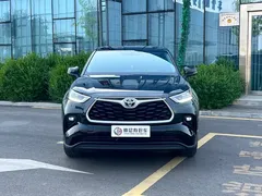 2022 Toyota Highlander Hybrid 2.5L 4WD Elite 7-seat, чёрный — фото 2