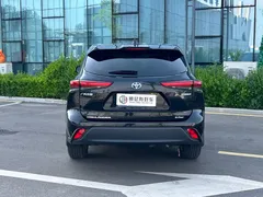 2022 Toyota Highlander Hybrid 2.5L 4WD Elite 7-seat, чёрный — фото 4