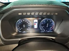 2020 Volvo XC90 T6 Luxury 7, чёрный — фото 4