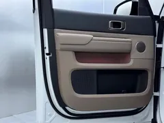 2025 Li Auto MEGA Ultra Smart Refresh, белый — фото 10