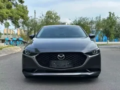 2022 Mazda 3 2.0L AT — фото 2