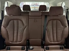 2021 BMW X7 xDrive40i Leading Luxury Package, чёрный — фото 10