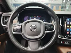 2022 Volvo S90 B5 Zhiyuan Luxury, чёрный — фото 11