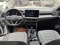 2023 Volkswagen Tayron 330TSI 2WD Plus, белый — фото 7