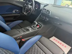 2021 Audi R8 V10 Coupe performance Collector — фото 6