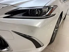 2020 Lexus ES 200 Excellence, белый — фото 20