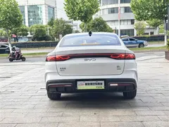 2025 BYD Qin L 120KM — фото 8