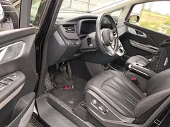 2024 Hongqi HQ9 2.0T 4WD — фото 16