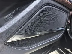 2023 Audi A8 A8L 50 TFSI quattro exclusive model — фото 7