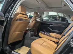 2023 Audi A8 A8L 50 TFSI quattro exclusive model — фото 16